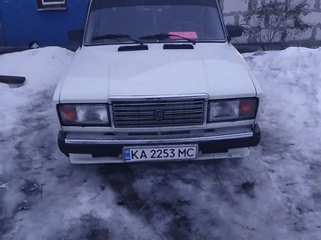 Авто ВАЗ 2107 1987 № 8521110