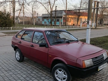 Авто ВАЗ 2109 1990 № 8521386