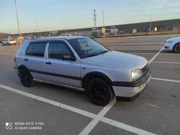 Авто Volkswagen Golf 1997 № 8521563