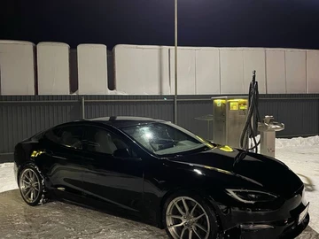 Авто Tesla Model S 2022 № 8521617