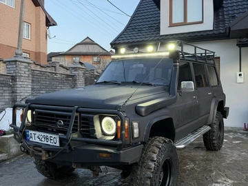 Авто Nissan Patrol 1995 № 8521738