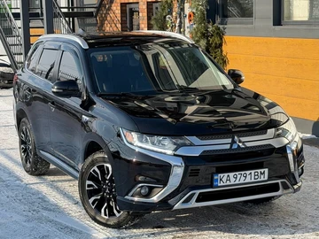 Авто Mitsubishi Outlander 2018 № 8521968