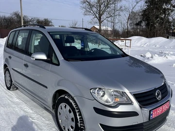 Авто Volkswagen Touran 2008 № 8521998