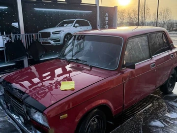 Авто ВАЗ 2107 1988 № 8522118