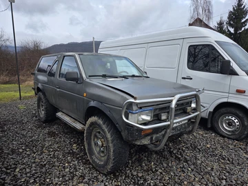 Авто Nissan Terrano 1994 № 8522152