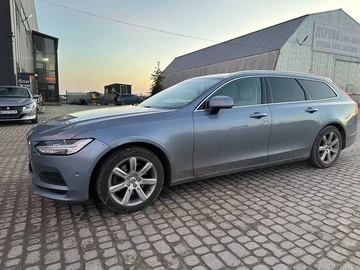 Авто Volvo V90 Kombi 2016 № 8522182