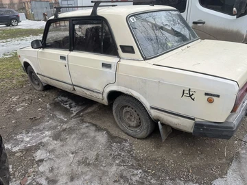 Авто ВАЗ 2107 1990 № 8522207