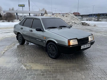 Авто ВАЗ 21099 1995 № 8522412