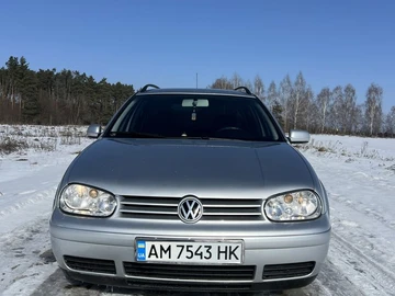 Авто Volkswagen Golf 2002 № 8522519
