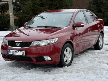 Авто KIA Cerato Forte  2010 № 8522595