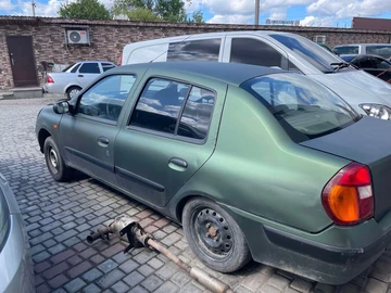 Авто Renault Clio Symbol 2003 № 8522707