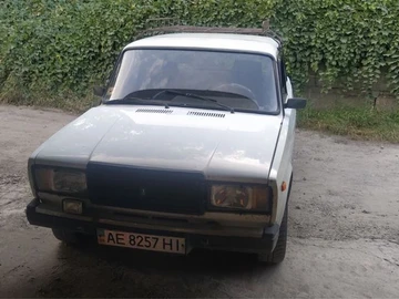 Авто ВАЗ 2107 2000 № 8522737