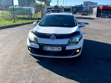 Авто Renault 4 2012 № 8522813