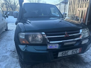 Авто Mitsubishi Pajero 2001 № 8522949