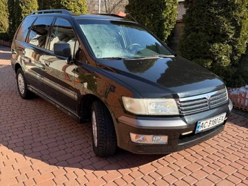 Авто Mitsubishi Space Wagon 2000 № 8522972