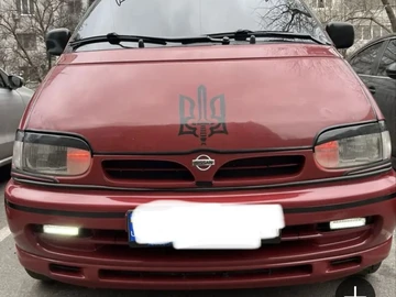 Авто Nissan Serena 2000 № 8523035