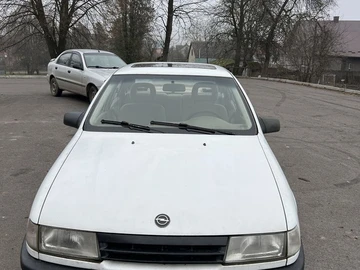 Авто Opel Astra 1989 № 8523192
