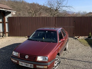 Авто Volkswagen Vento 1993 № 8523376