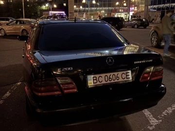 Авто Mercedes 200 2001 № 8523384