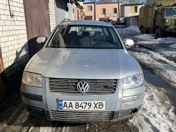 Авто Volkswagen Passat Variant 2004 № 8523385