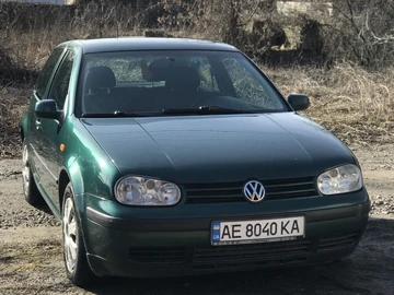 Авто Volkswagen Golf 1998 № 8523402
