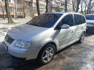 Авто Volkswagen Touran 2003 № 8523466