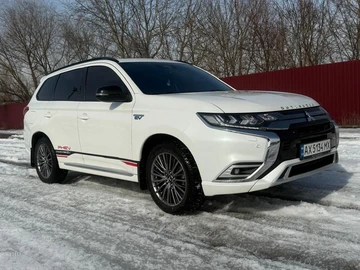 Авто Mitsubishi Outlander 2020 № 8523674