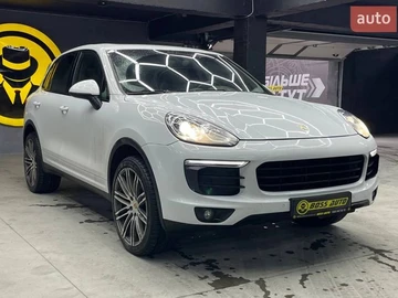 Авто Porsche Cayenne 2015 № 8523717