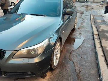 Авто BMW 5 Серия 2004 № 8523931