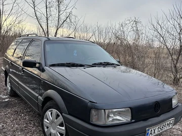 Авто Volkswagen Passat Variant 1991 № 8523951