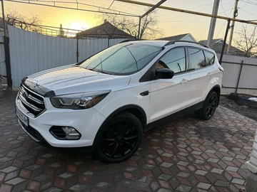 Авто Ford Escape 2017 № 8524214