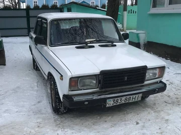Авто ВАЗ 2107 1991 № 8524271