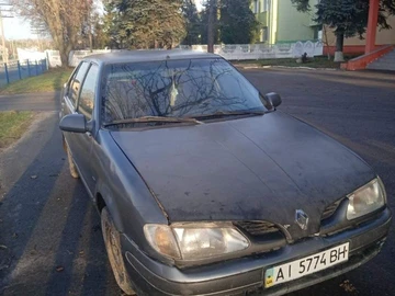 Авто Renault 19 1990 № 8524400