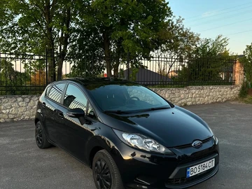 Авто Ford Fiesta 2011 № 8524563