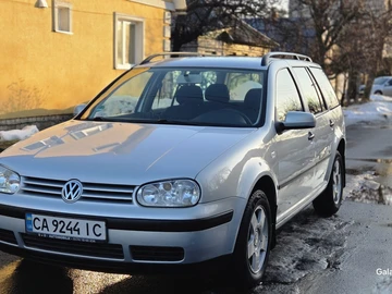 Авто Volkswagen Golf 1999 № 8524743