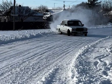 Авто ВАЗ 2107 1991 № 8524824