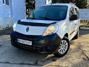 Авто Renault Kangoo Passenger 2010 № 8524971