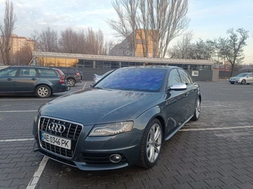 Авто Audi S4 2009 № 8524996