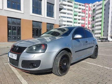 Авто Volkswagen Golf 2004 № 8525006