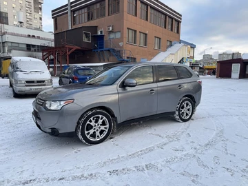 Авто Mitsubishi Outlander 2013 № 8525020