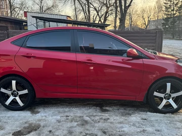 Авто Hyundai Accent 2015 № 8525091