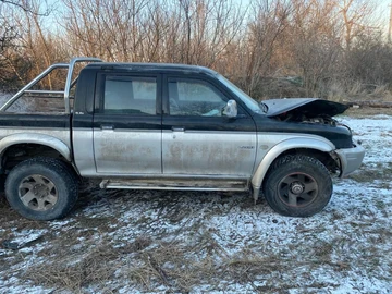 Авто Mitsubishi L 200 2004 № 8525096