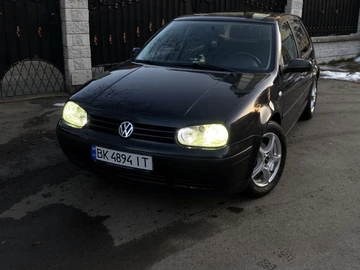 Авто Volkswagen Golf 2001 № 8525218