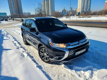 Авто Mitsubishi Outlander 2017 № 8525219