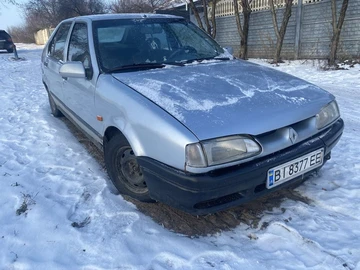 Авто Renault 19 1995 № 8525525