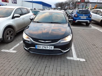 Авто Chrysler 200 2015 № 8525644