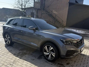 Авто Volkswagen Touareg 2019 № 8525655