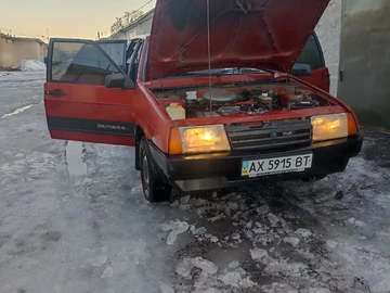 Авто ВАЗ 2109 1992 № 8527078