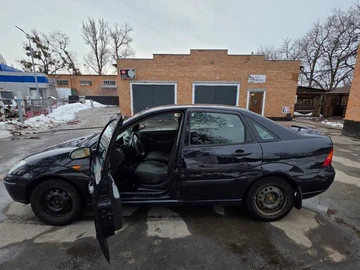 Авто Ford Focus 2004 № 8527108