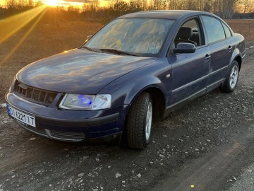 Авто Volkswagen Passat Sedan 1998 № 8527939
